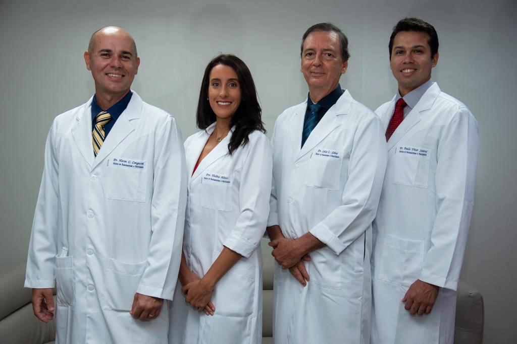 Da esquerda para direita Dr Heron C. Cangussu, Dra Talitha Alves, Dr Carlos Lino e Dr Paulo Vitor Soares_Equipe do Núcleo de Endometriose e Fertilidade